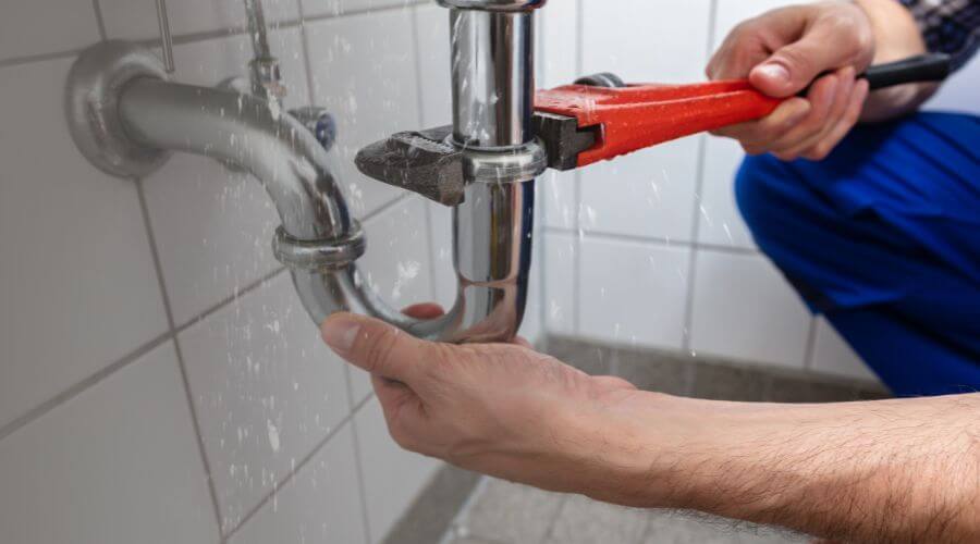 Leak Detection Services in Midway, FL